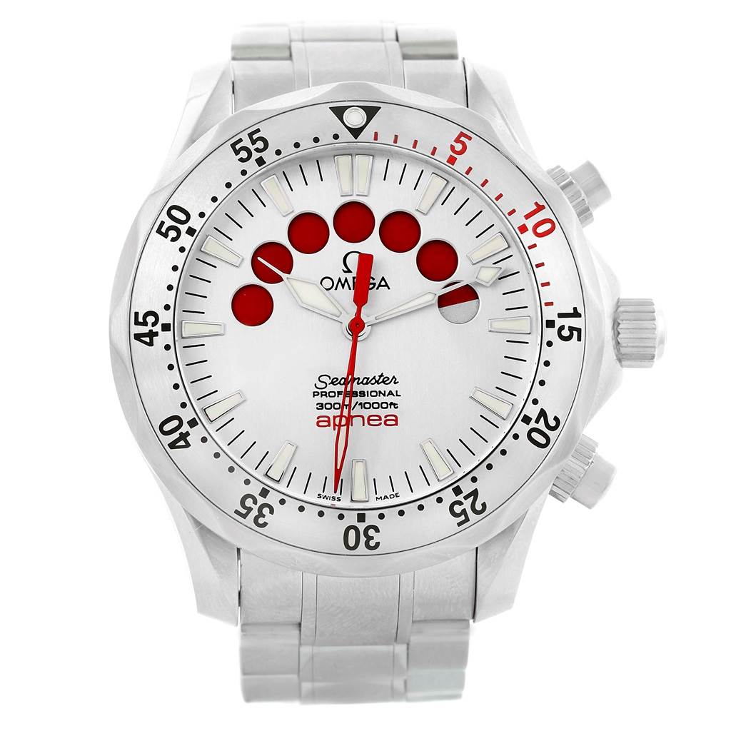 The image shows a front view of an Omega Seamaster 2595.30.00 Men
s Stainless Steel Silver Dial 2595.30.00 Men
s Stainless Steel Silver Dial watch, displaying the face, bezel, and part of the bracelet.