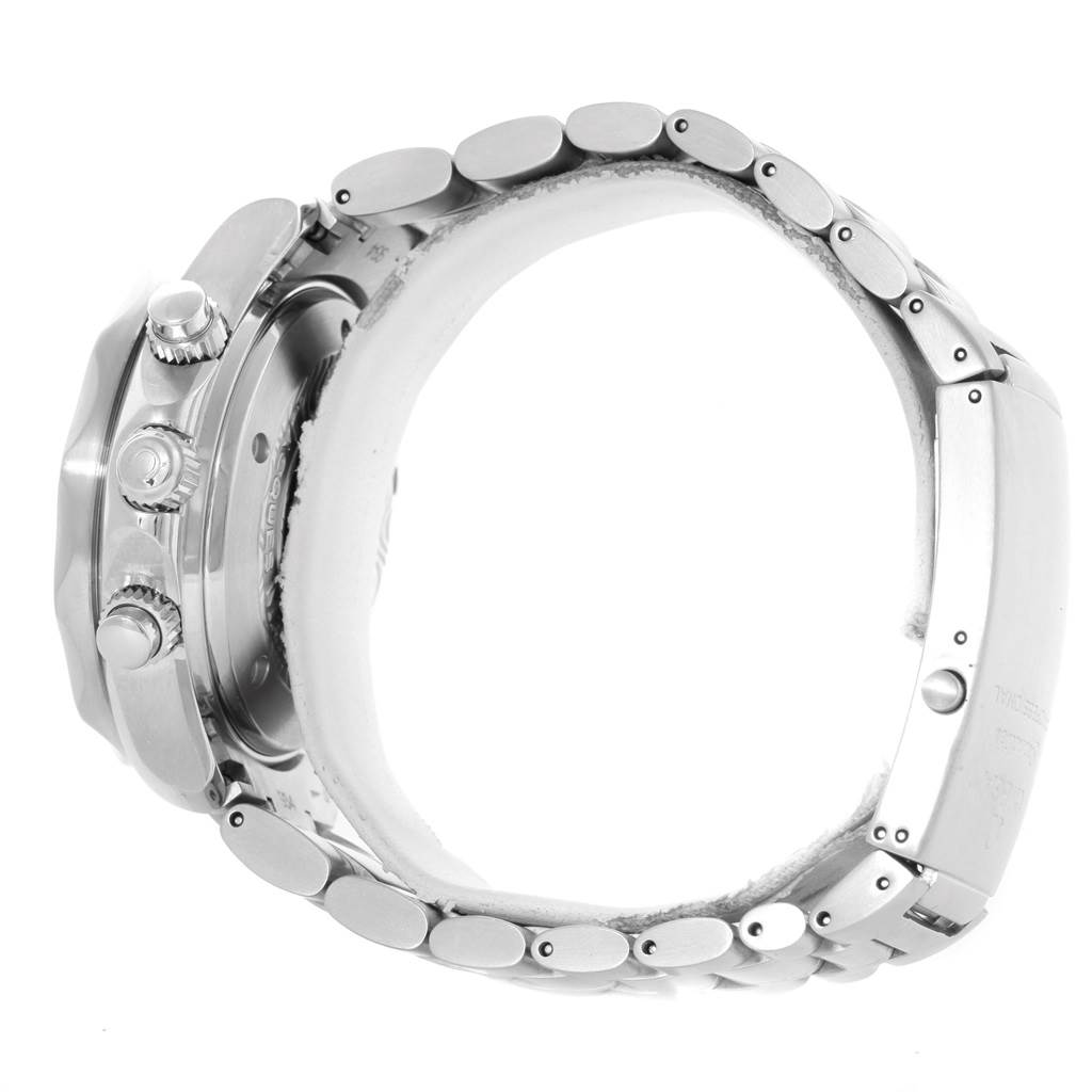 This image shows a side view of the Omega Seamaster 2595.30.00 Men
s Stainless Steel Silver Dial 2595.30.00 Men
s Stainless Steel Silver Dial watch, highlighting its stainless steel bracelet and side buttons.