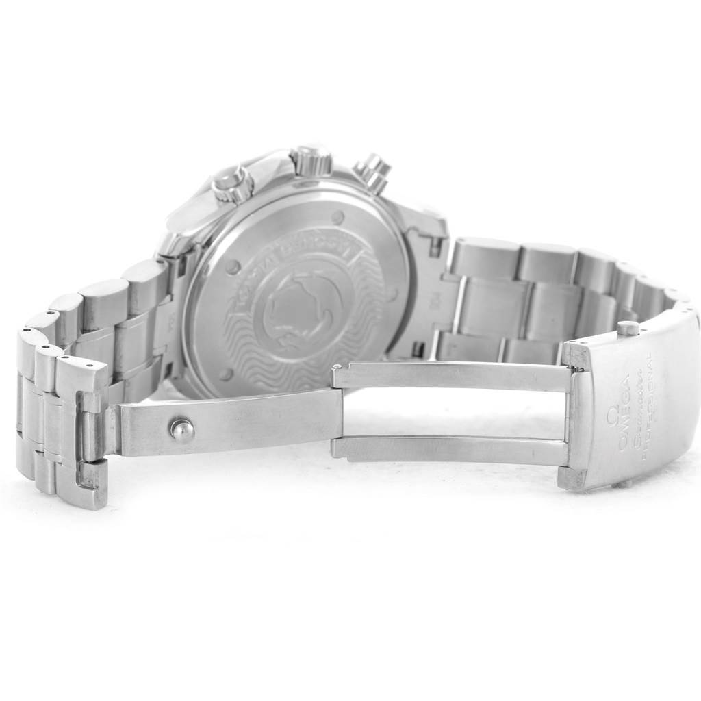 The image shows the back and bracelet clasp of the Omega Seamaster 2595.30.00 Men
s Stainless Steel Silver Dial 2595.30.00 Men
s Stainless Steel Silver Dial watch from a rear angle.