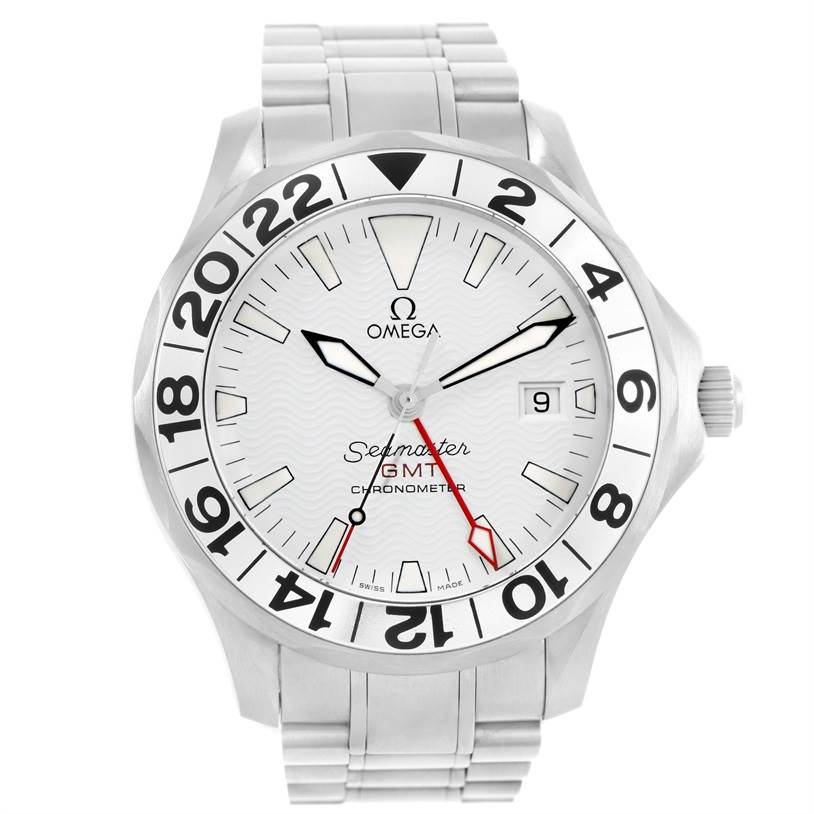This image shows a front view of the Omega Seamaster 2538.20.00 Men's Stainless Steel White Dial 2538.20.00 Men's Stainless Steel White Dial GMT Chronometer with a white dial and silver bracelet.