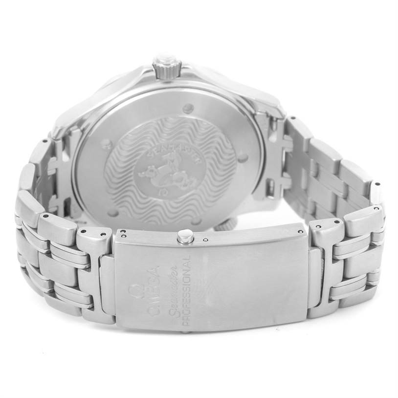 The image shows the back case and metal bracelet with the clasp of an Omega Seamaster 2531.80.00 Men
s Stainless Steel Blue Dial 2531.80.00 Men
s Stainless Steel Blue Dial watch.