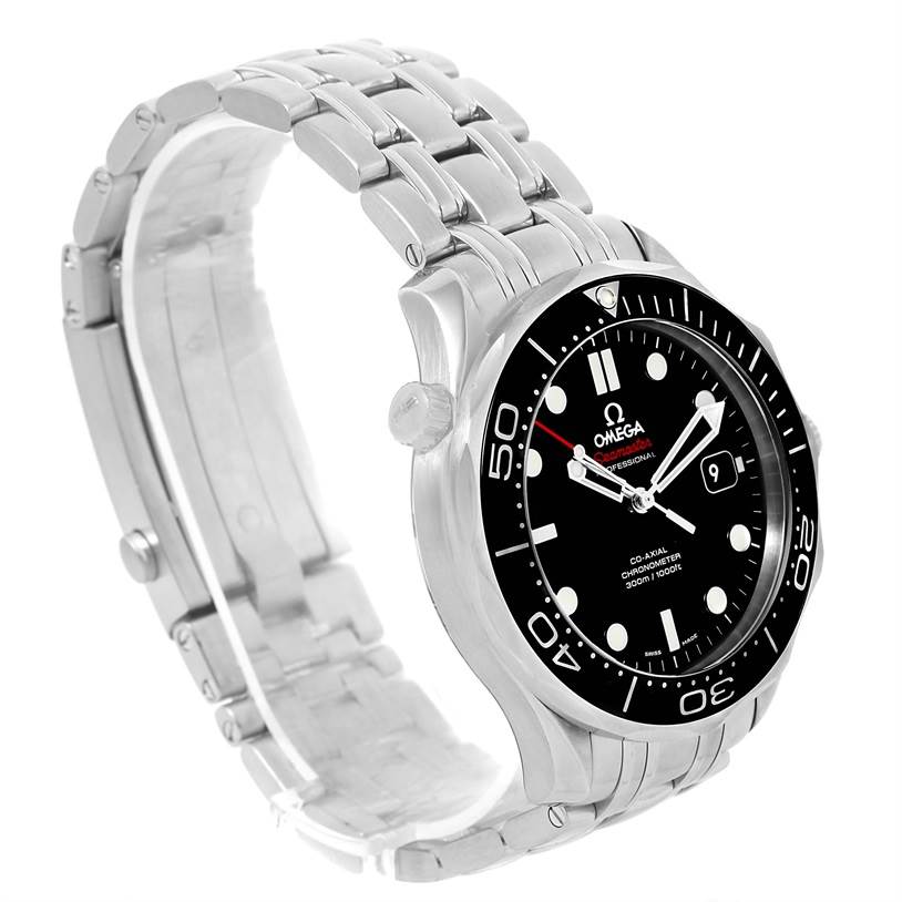 This image shows a side view of an Omega Seamaster 212.30.41.20.01.003 Men
s Stainless Steel Black Dial 212.30.41.20.01.003 Men
s Stainless Steel Black Dial watch, highlighting the bracelet, dial, and bezel.