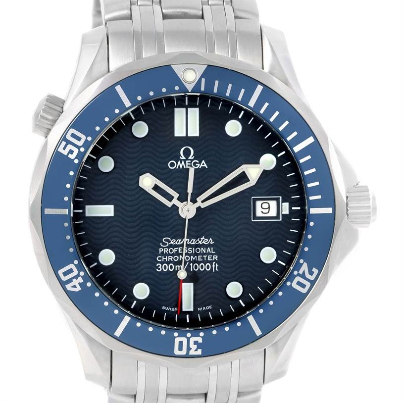 The image shows a front view of an Omega Seamaster 2531.80.00 Men
s Stainless Steel Blue Dial 2531.80.00 Men
s Stainless Steel Blue Dial watch, highlighting its dial, bezel, and bracelet.