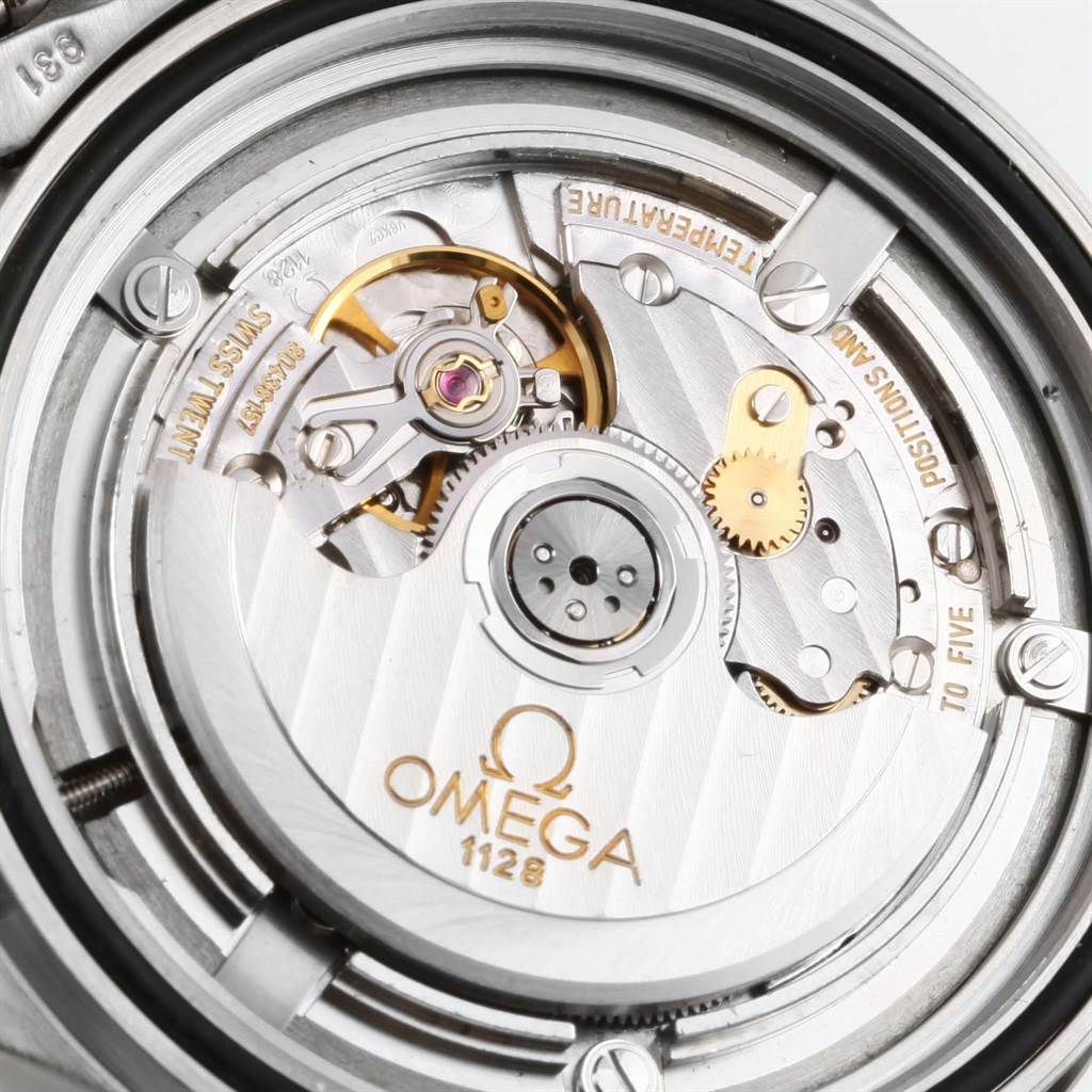 This image shows the inner mechanical movement of the Omega Seamaster 2538.20.00 Men
s Stainless Steel White Dial 2538.20.00 Men
s Stainless Steel White Dial watch, viewed from the back.