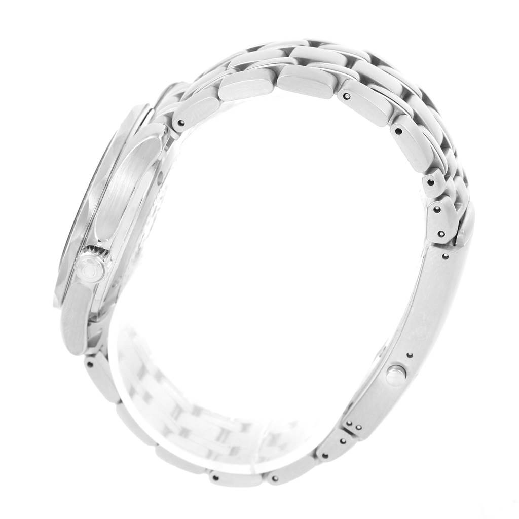 This side view of the Omega Seamaster 2561.80.00 Men
s Stainless Steel Blue Dial 2561.80.00 Men
s Stainless Steel Blue Dial watch shows the crown and metal bracelet links.