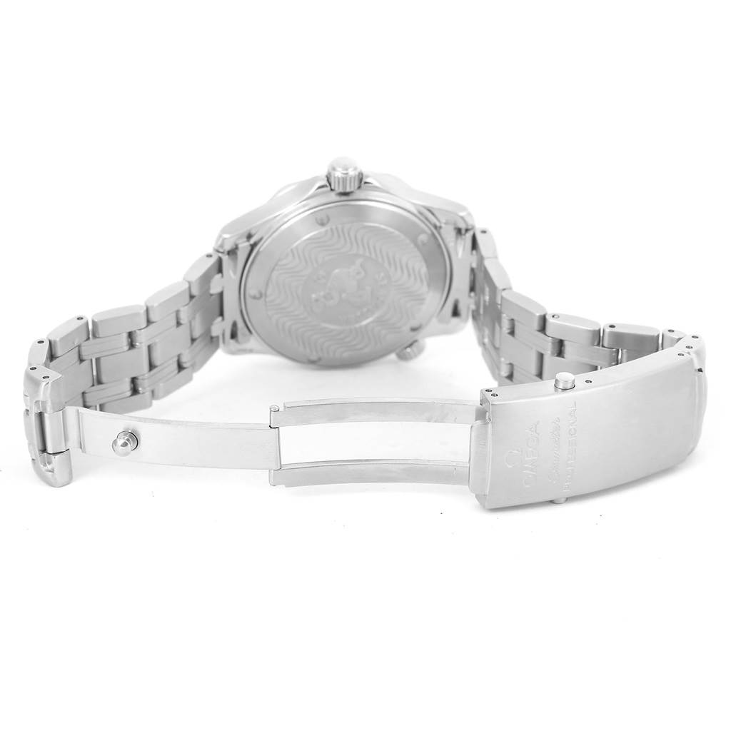 This image shows the backside and open clasp of the Omega Seamaster 2561.80.00 Men
s Stainless Steel Blue Dial 2561.80.00 Men
s Stainless Steel Blue Dial watch, highlighting its metal bracelet and engraved case back.