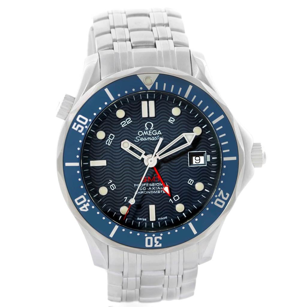 The image shows a front-facing view of an Omega Seamaster 2535.80.00 Men
s Stainless Steel Blue Dial 2535.80.00 Men
s Stainless Steel Blue Dial watch, displaying its dial, bezel, and bracelet.