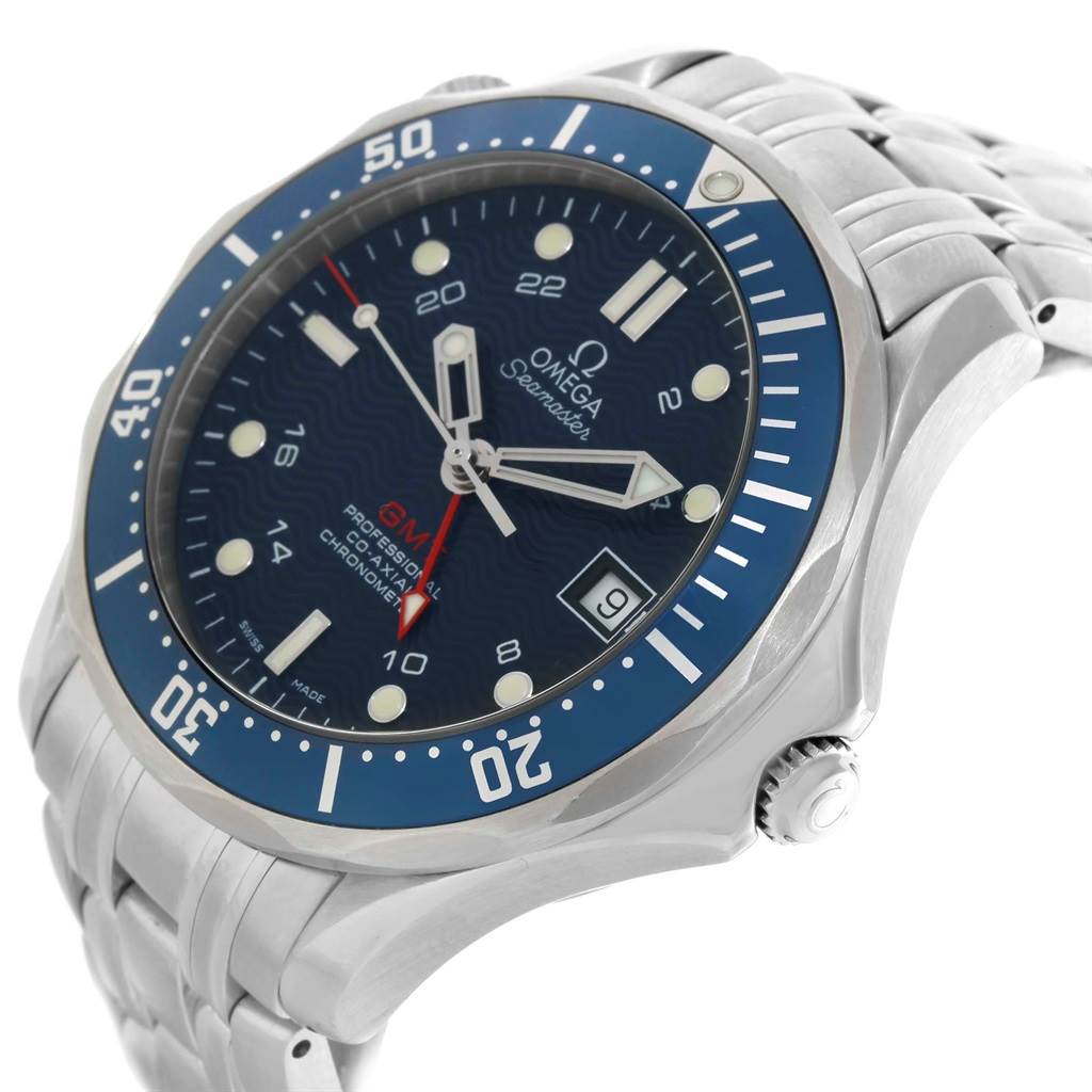 This image shows a side angle of the Omega Seamaster 2535.80.00 Men
s Stainless Steel Blue Dial 2535.80.00 Men
s Stainless Steel Blue Dial watch, featuring the dial, bezel, crown, and part of the bracelet.