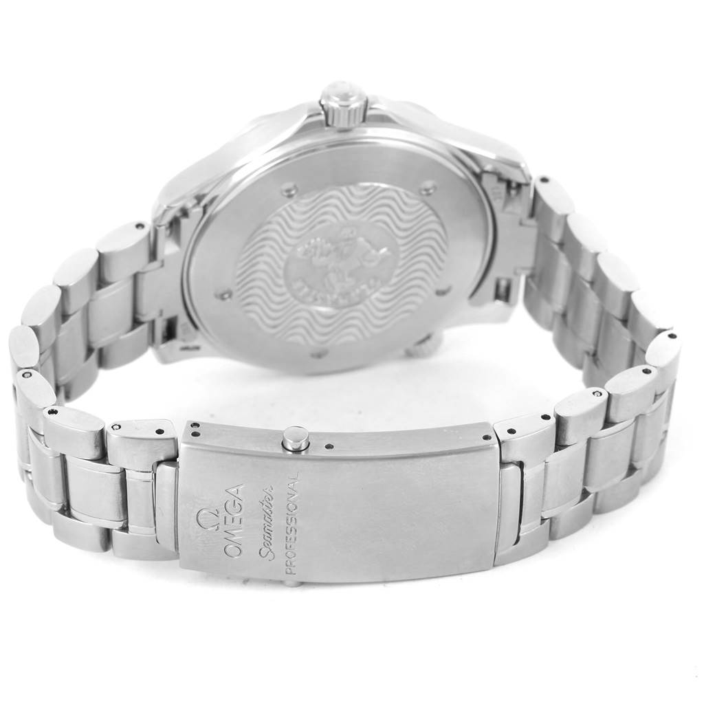 The image shows the back case and stainless steel bracelet of an Omega Seamaster 2264.50.00 Men
s Stainless Steel Black Dial 2264.50.00 Men
s Stainless Steel Black Dial watch.