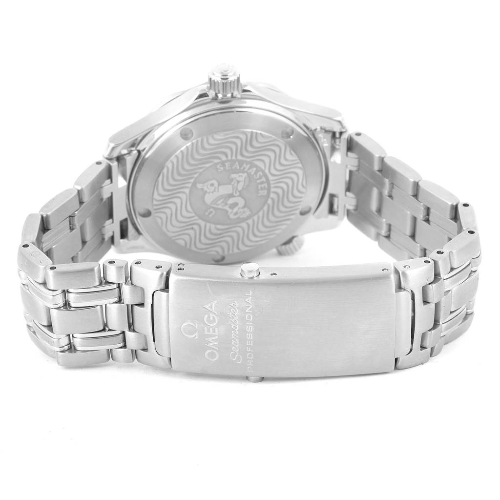 The image shows the back case and clasp of the Omega Seamaster 2561.80.00 Men
s Stainless Steel Blue Dial 2561.80.00 Men
s Stainless Steel Blue Dial watch, highlighting the engraved branding and bracelet.