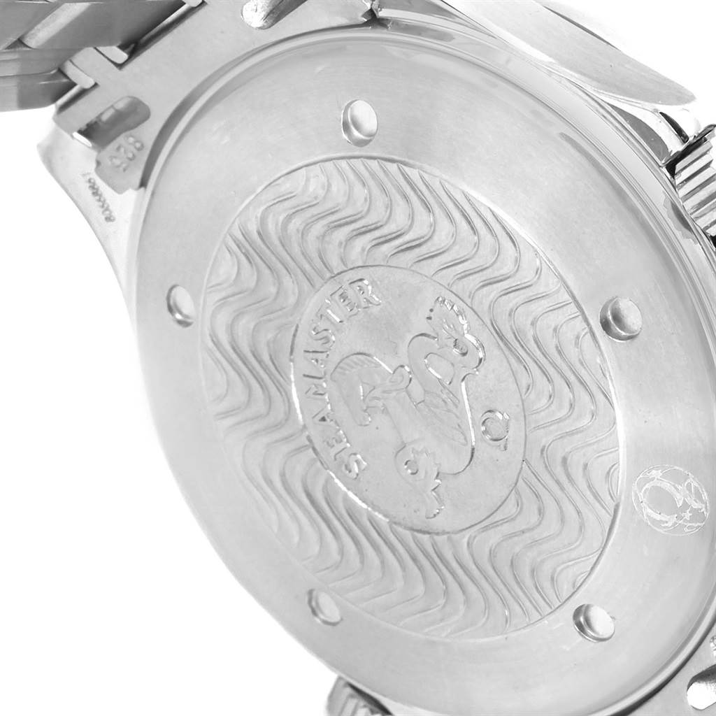 This image shows the case back of the Omega Seamaster 2531.80.00 Men
s Stainless Steel Blue Dial 2531.80.00 Men
s Stainless Steel Blue Dial watch, featuring the engraved logo and text.