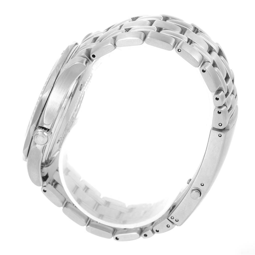 The image shows a side profile of the Omega Seamaster 2531.80.00 Men
s Stainless Steel Blue Dial 2531.80.00 Men
s Stainless Steel Blue Dial watch, highlighting its metal bracelet and case.