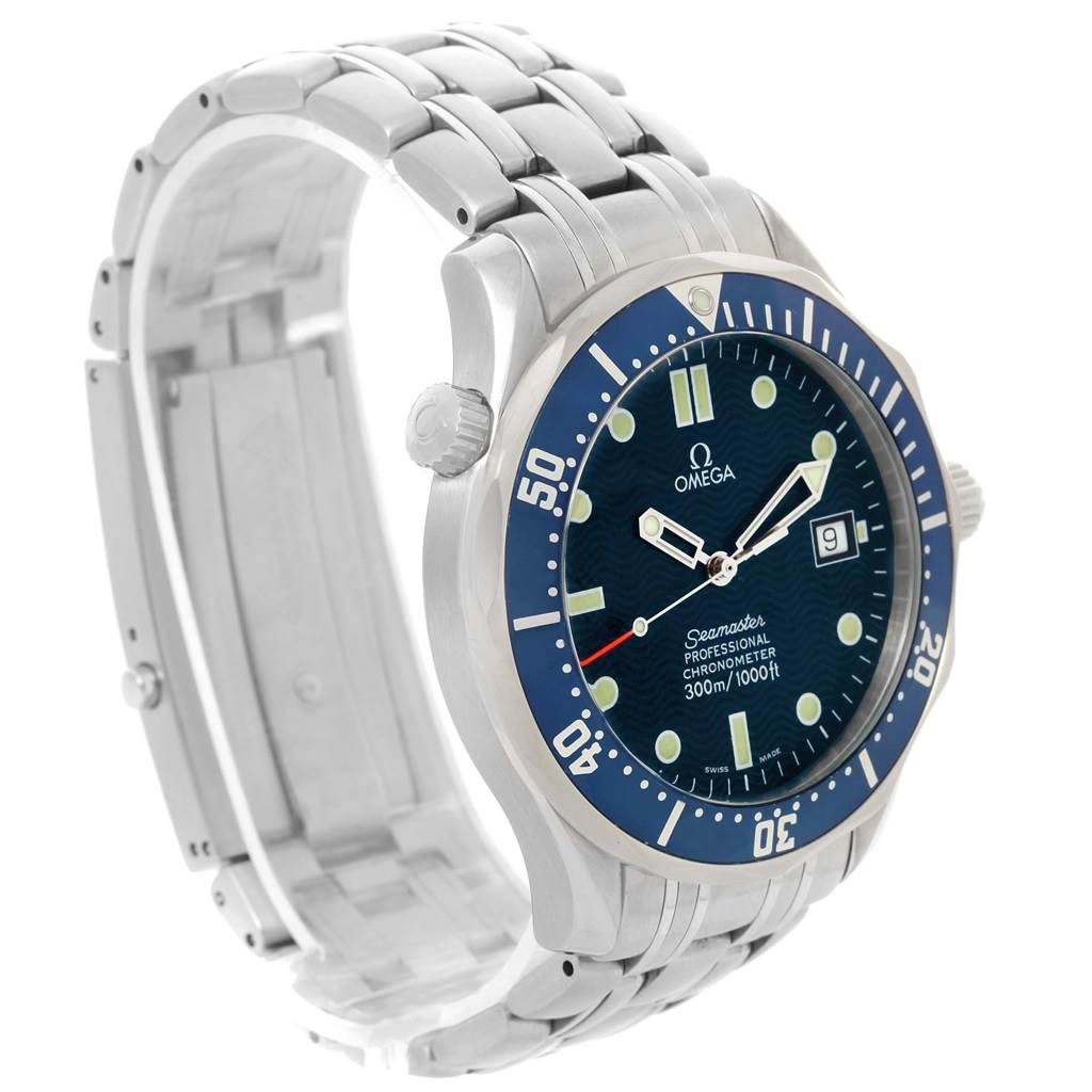 The image shows an Omega Seamaster 2531.80.00 Men
s Stainless Steel Blue Dial 2531.80.00 Men
s Stainless Steel Blue Dial watch from a side angle, displaying the bracelet, bezel, and dial with hands and date window.