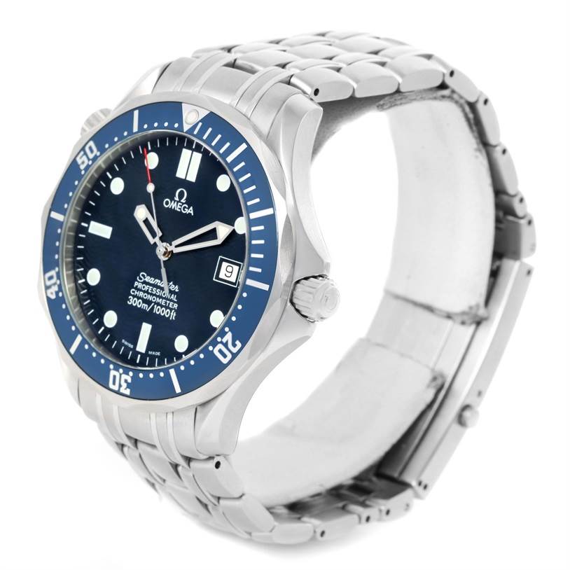 The image shows a side and front angle of an Omega Seamaster 2531.80.00 Men
s Stainless Steel Blue Dial 2531.80.00 Men
s Stainless Steel Blue Dial watch, highlighting the face, bezel, and metal bracelet.
