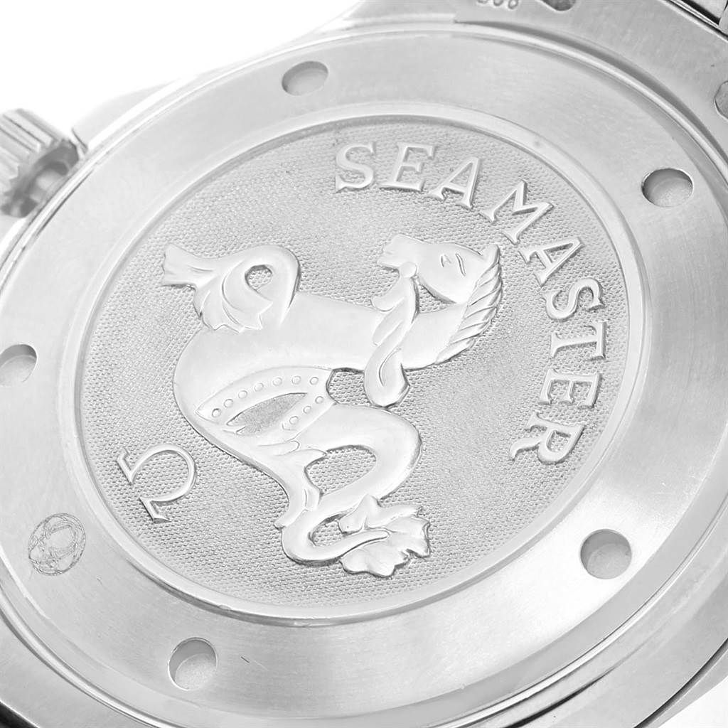 This image shows the engraved back case of the Omega Seamaster 2221.80.00 Men
s Stainless Steel Blue Dial 2221.80.00 Men
s Stainless Steel Blue Dial watch, featuring the brand name and an embossed seahorse design.