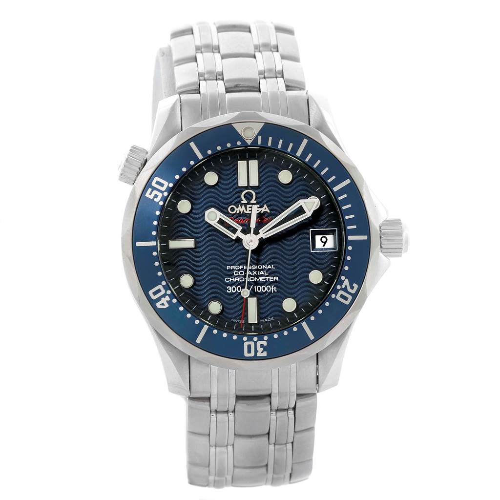 This image shows a front view of the Omega Seamaster 2222.80.00 Men
s Stainless Steel Blue Dial 2222.80.00 Men
s Stainless Steel Blue Dial watch, highlighting the dial, bezel, bracelet, and crown.