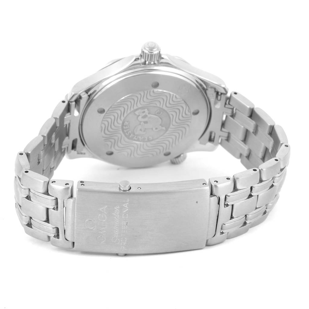 This image shows the back of the Omega Seamaster 2531.80.00 Men
s Stainless Steel Blue Dial 2531.80.00 Men
s Stainless Steel Blue Dial watch on a stainless steel bracelet, displaying the case back and clasp detailing.