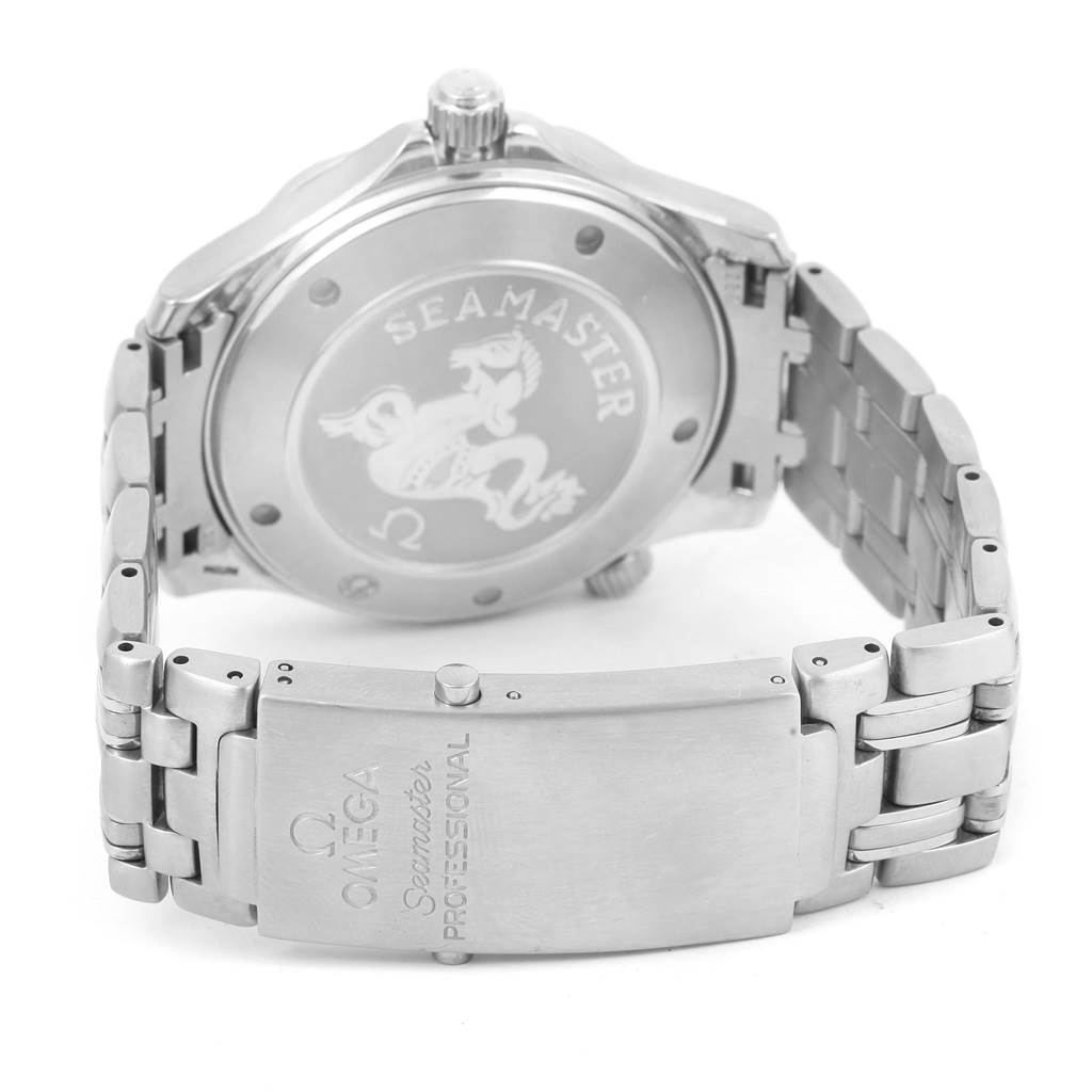 The image shows the back and clasp of an Omega Seamaster 2221.80.00 Men
s Stainless Steel Blue Dial 2221.80.00 Men
s Stainless Steel Blue Dial watch, highlighting the engraved back cover and metal bracelet.