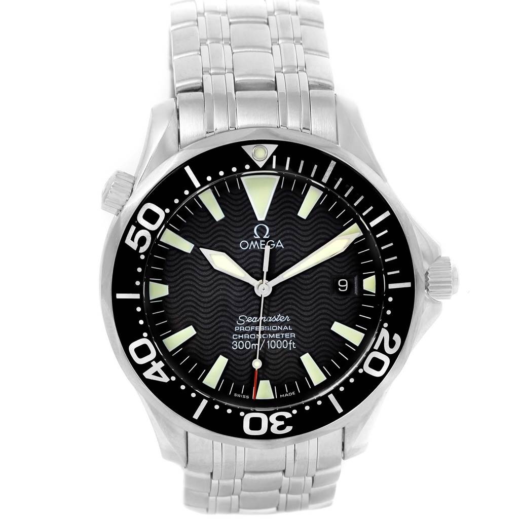 The image shows a front view of an Omega Seamaster 2254.50.00 Men
s Stainless Steel Black Dial 2254.50.00 Men
s Stainless Steel Black Dial watch displaying its face, bezel, case, and metal bracelet.