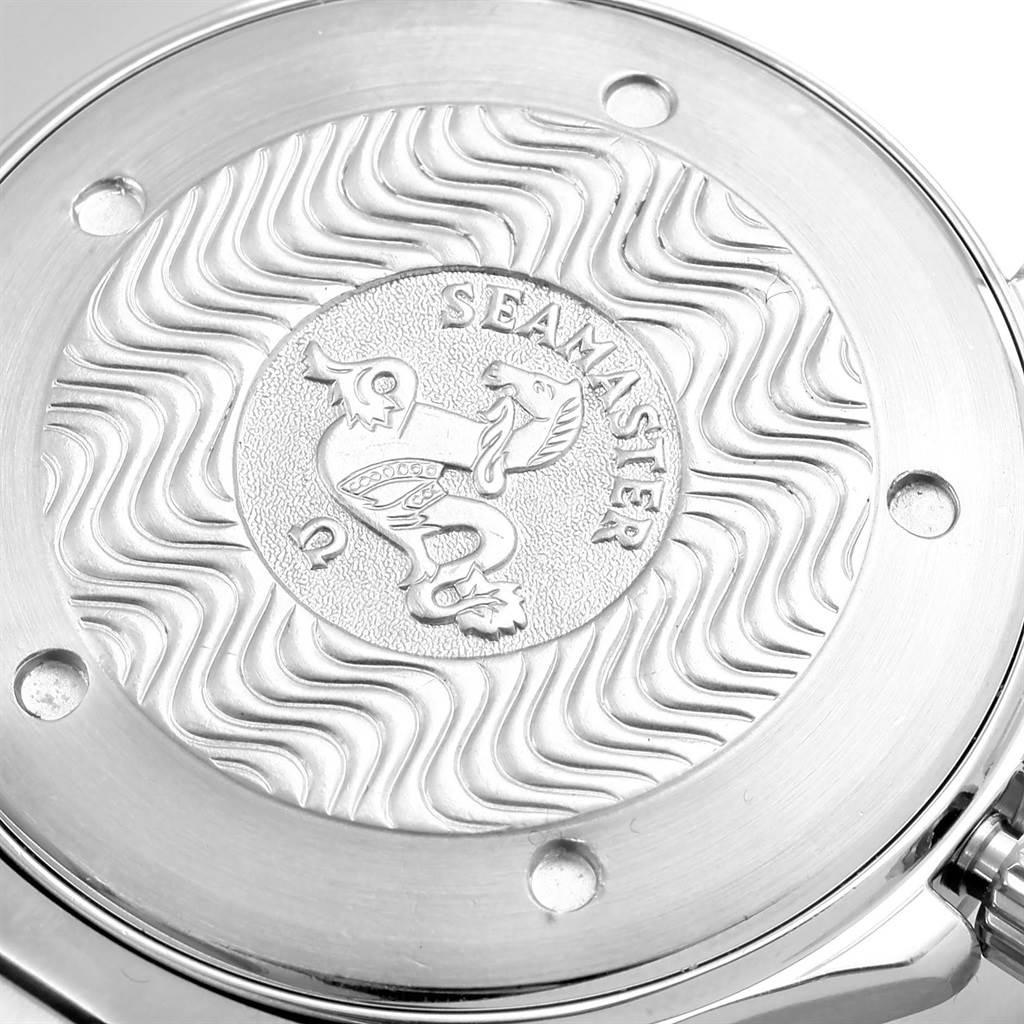 The image shows the back case of an Omega Seamaster 2541.80.00 Men
s Stainless Steel Blue Dial 2541.80.00 Men
s Stainless Steel Blue Dial watch with an engraved design and the brand logo.