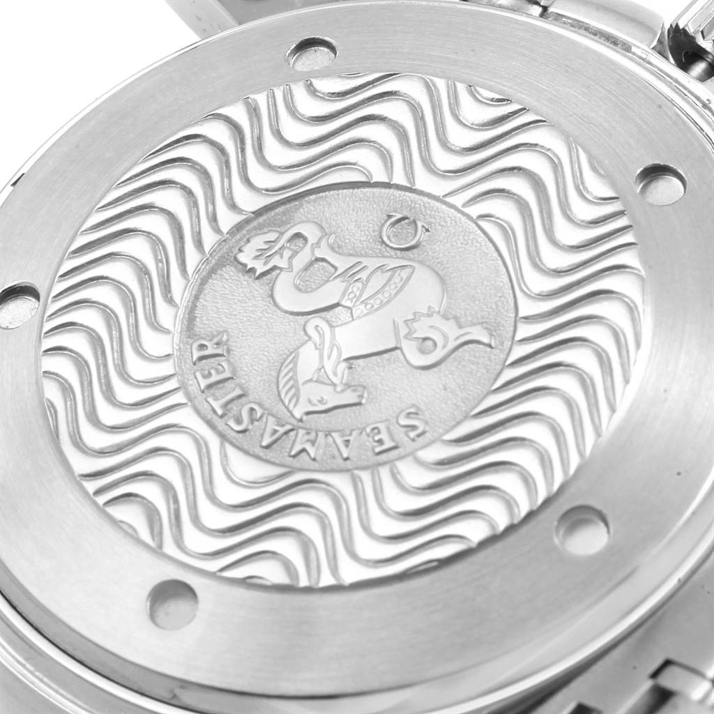 The image shows a close-up of the case back of an Omega Seamaster 2594.52.00 Men
s Stainless Steel Black Dial 2594.52.00 Men
s Stainless Steel Black Dial watch, displaying the embossed logo and wavy pattern.