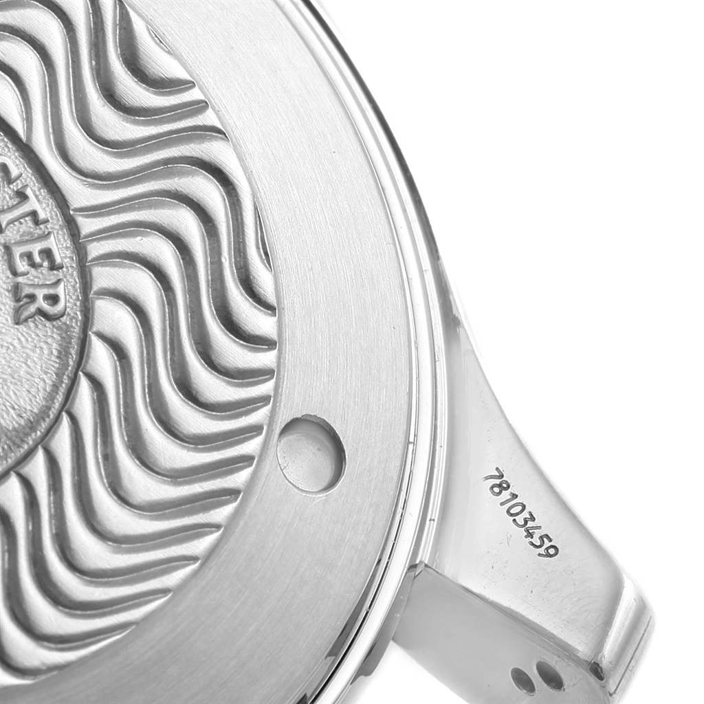 The image shows the back case of an Omega Seamaster 2594.52.00 Men
s Stainless Steel Black Dial 2594.52.00 Men
s Stainless Steel Black Dial watch, featuring the serial number and wavy design.