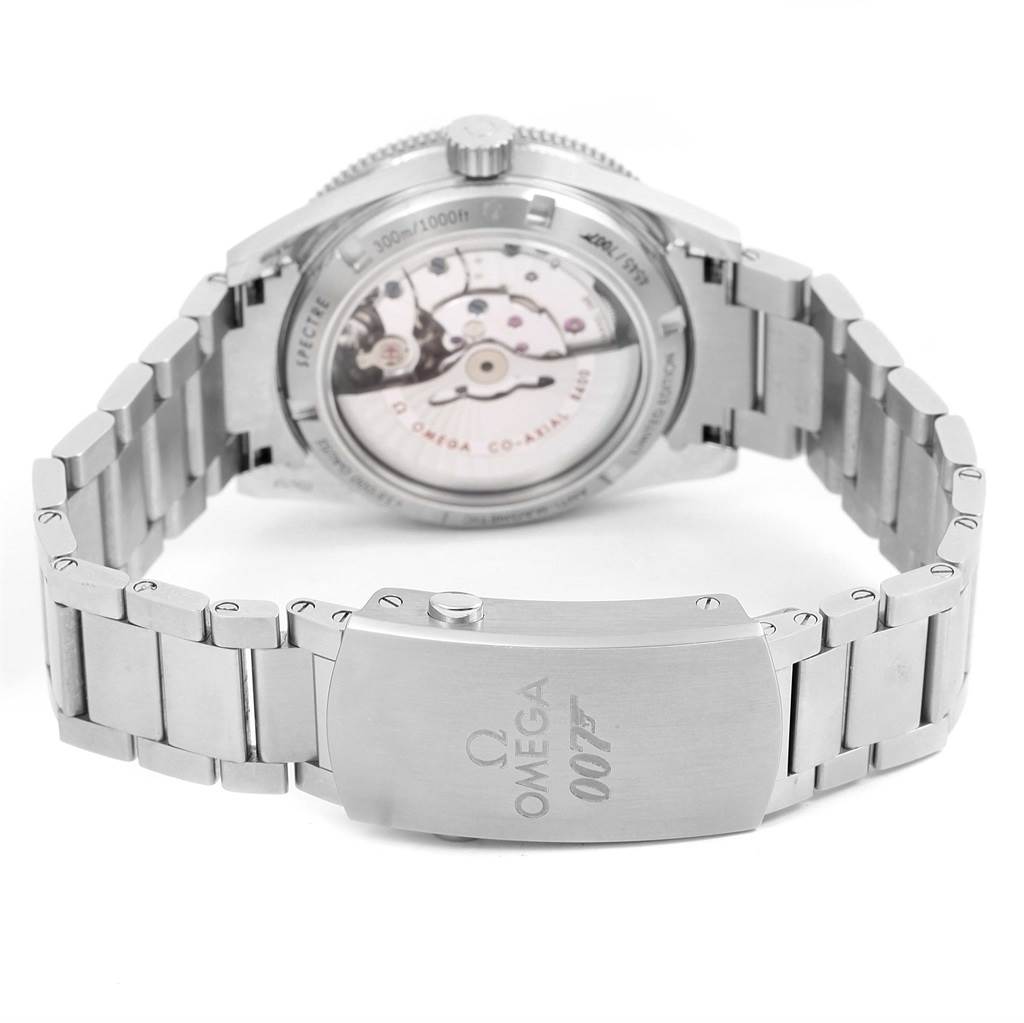 This image shows the back view of an Omega Seamaster 233.32.41.21.01.001 Men's Stainless Steel Black Dial 233.32.41.21.01.001 Men's Stainless Steel Black Dial watch, highlighting its stainless steel bracelet and transparent case back.