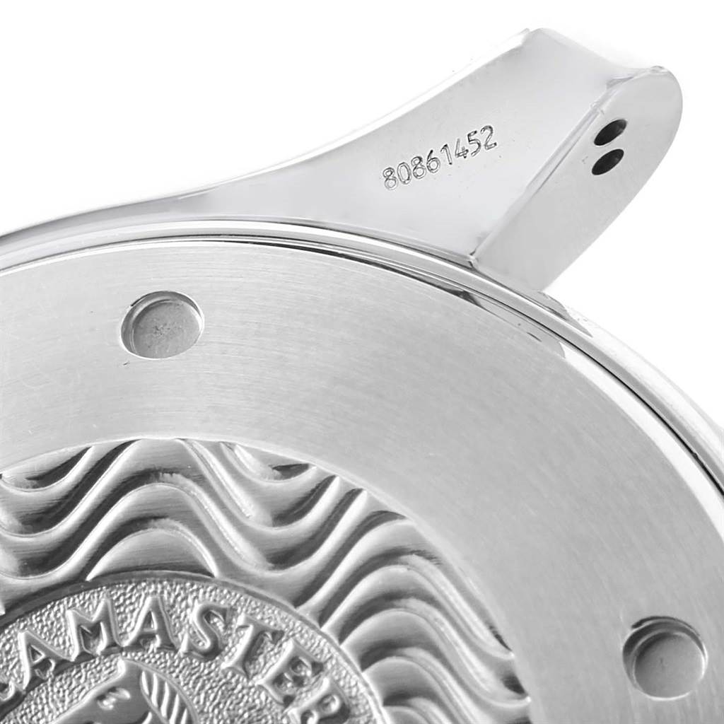 The image shows a close-up of the case back and lugs of an Omega Seamaster 2599.80.00 Men
s Stainless Steel Blue Dial 2599.80.00 Men
s Stainless Steel Blue Dial watch.