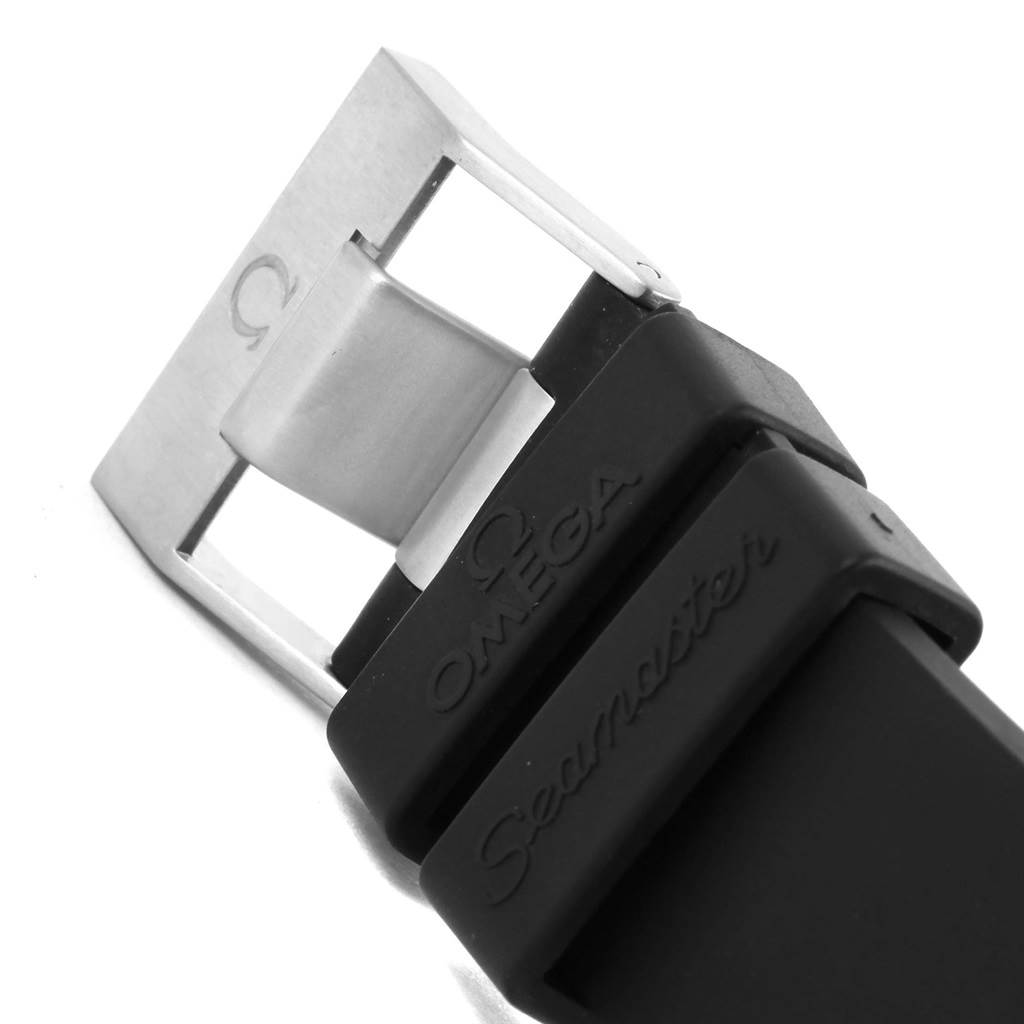 The image shows a close-up of the buckle and strap of an Omega Seamaster 2569.52.00 Men
s Stainless Steel Black Dial 2569.52.00 Men
s Stainless Steel Black Dial watch.