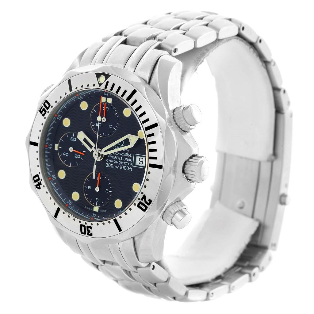 This image shows an Omega Seamaster 2598.80.00 Men
s Stainless Steel Blue Dial 2598.80.00 Men
s Stainless Steel Blue Dial watch from a slightly angled side view, highlighting its dial, bezel, pushers, and bracelet.