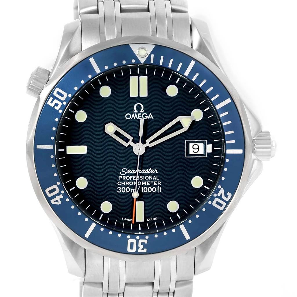 The image shows a front view of the Omega Seamaster 2531.80.00 Men
s Stainless Steel Blue Dial 2531.80.00 Men
s Stainless Steel Blue Dial watch displaying the dial, bezel, and case.