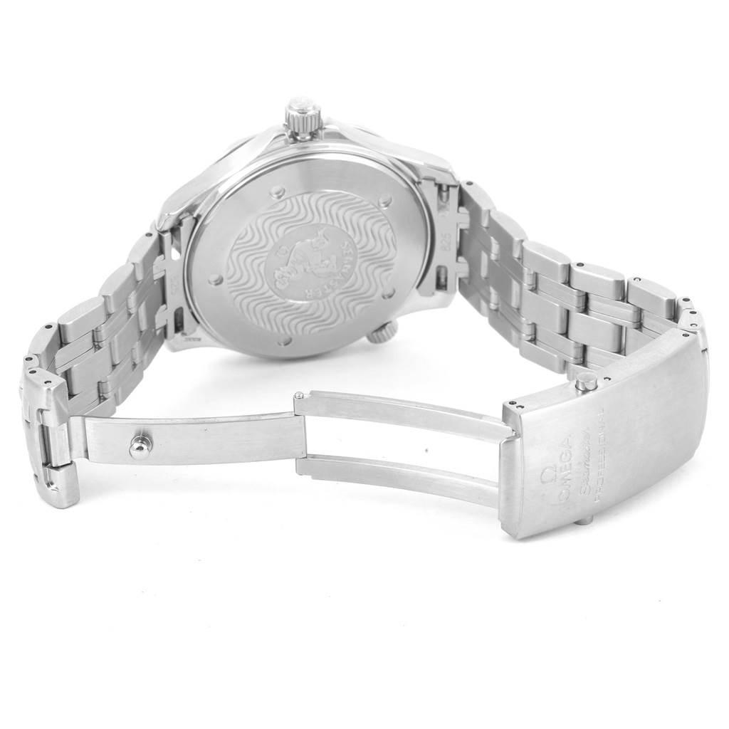 The image shows the back case, bracelet, and clasp of an Omega Seamaster 2531.80.00 Men
s Stainless Steel Blue Dial 2531.80.00 Men
s Stainless Steel Blue Dial watch, viewed from a rear angle.