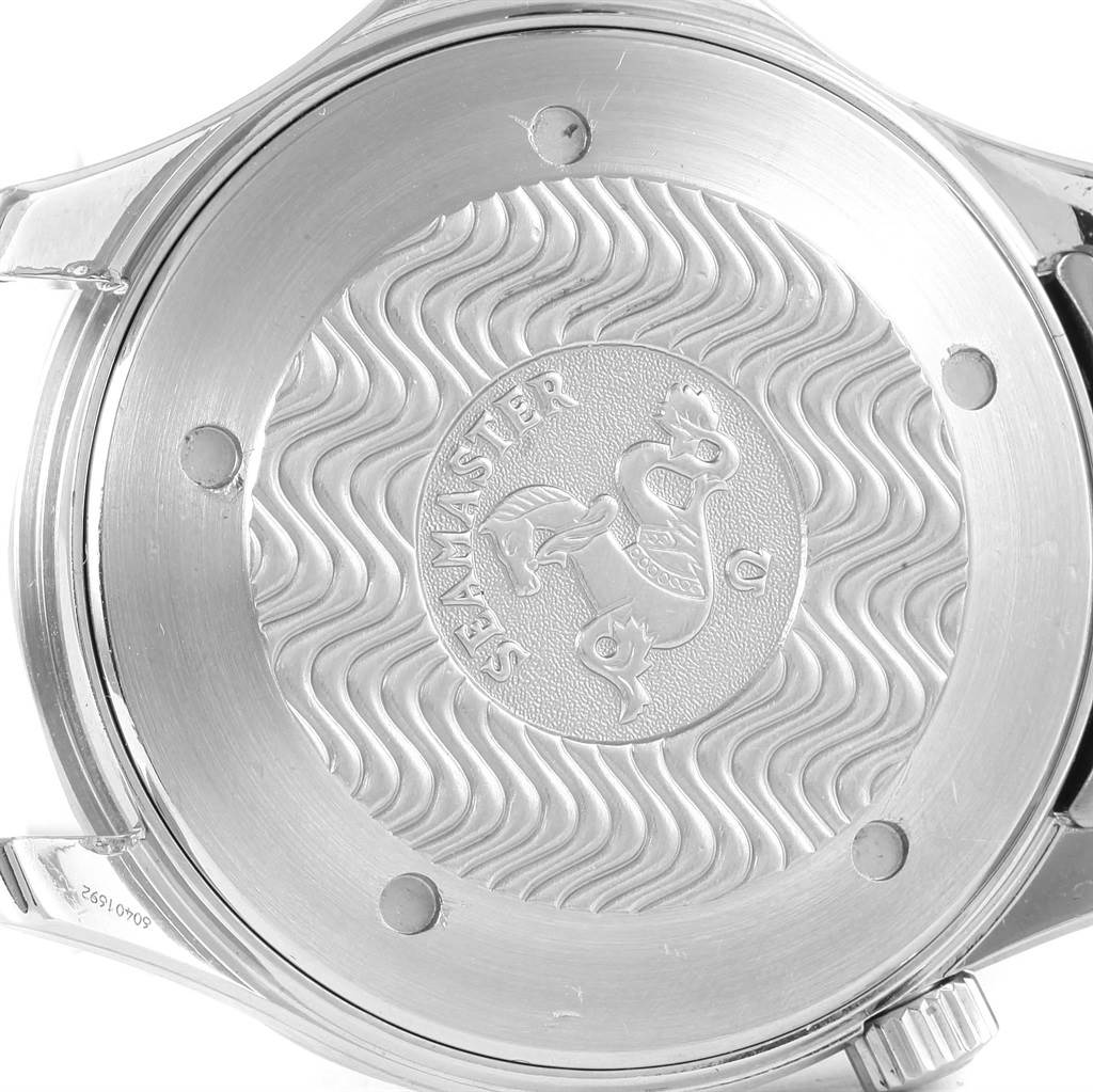 The image displays the back case of the Omega Seamaster 2531.80.00 Men
s Stainless Steel Blue Dial 2531.80.00 Men
s Stainless Steel Blue Dial watch, featuring an engraved logo and textured wave pattern.