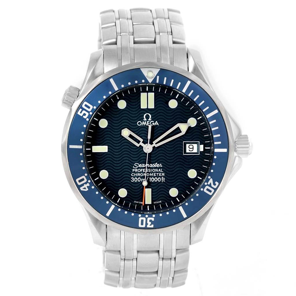 The image shows a full frontal view of an Omega Seamaster 2531.80.00 Men
s Stainless Steel Blue Dial 2531.80.00 Men
s Stainless Steel Blue Dial watch with its dial, bezel, and metal bracelet clearly visible.