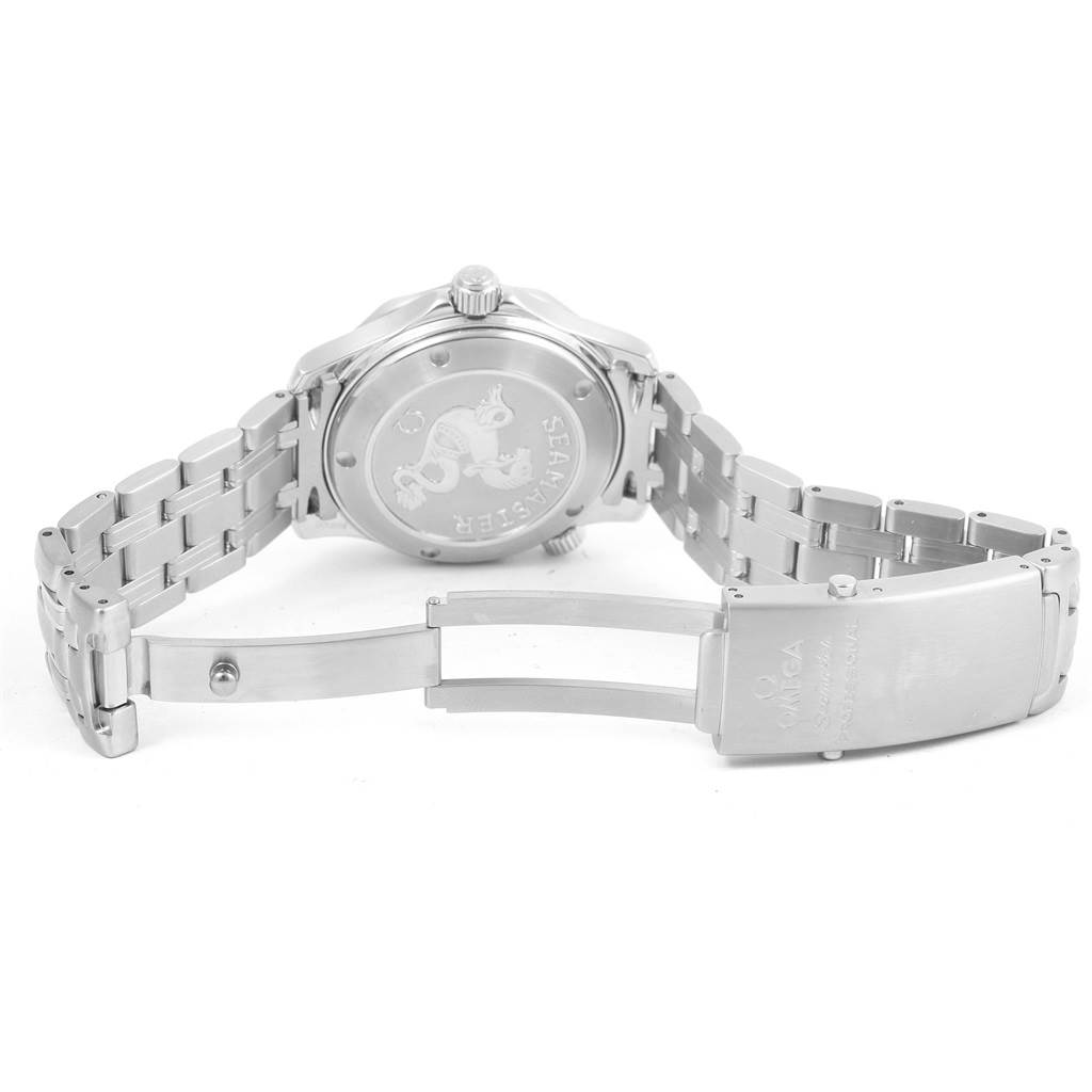 The image shows the back case and bracelet clasp of an Omega Seamaster 212.30.36.20.01.001 Men
s Stainless Steel Black Dial 212.30.36.20.01.001 Men
s Stainless Steel Black Dial watch.