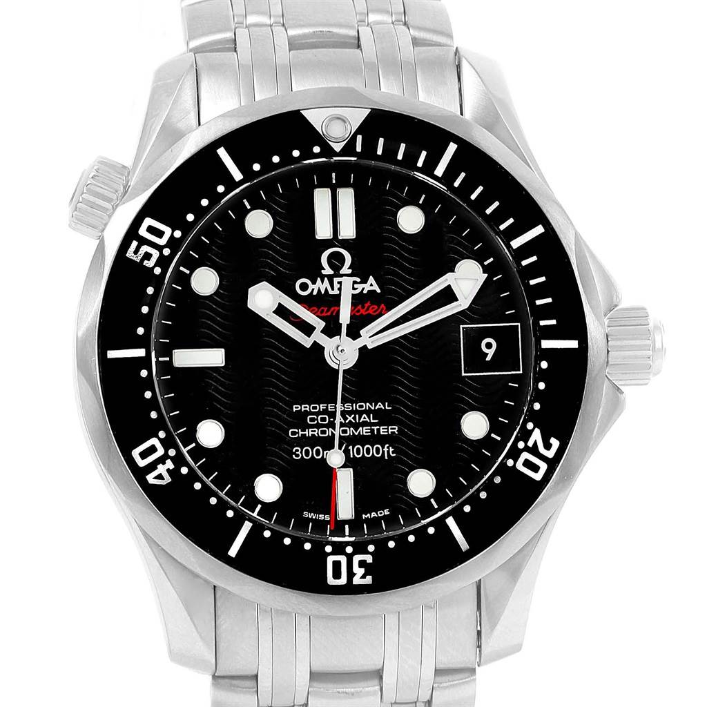 The image shows a frontal view of an Omega Seamaster 212.30.36.20.01.001 Men
s Stainless Steel Black Dial 212.30.36.20.01.001 Men
s Stainless Steel Black Dial watch, highlighting its dial, bezel, and bracelet.