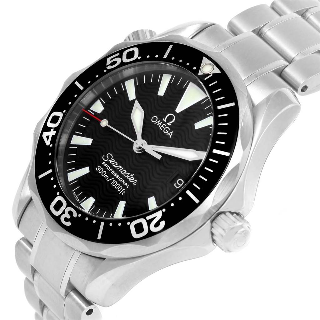 The Omega Seamaster 2262.50.00 Men
s Stainless Steel Black Dial 2262.50.00 Men
s Stainless Steel Black Dial watch is shown from an angle highlighting the face, bezel, crown, and stainless steel bracelet.