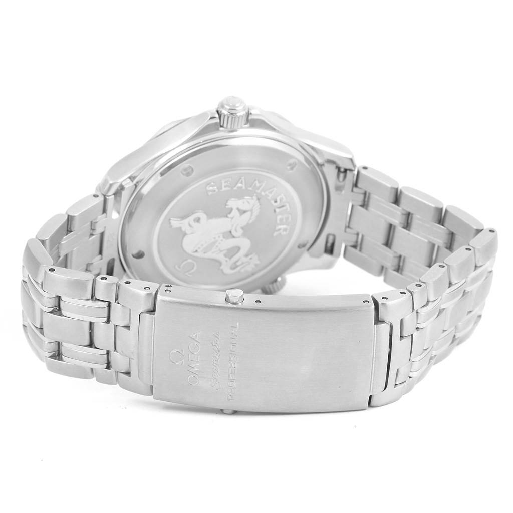 This angle shows the back case and bracelet of the Omega Seamaster 2220.80.00 Men
s Stainless Steel Blue Dial 2220.80.00 Men
s Stainless Steel Blue Dial watch.