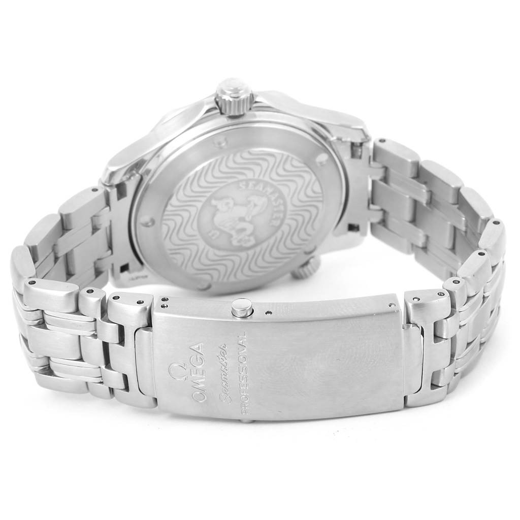 The image shows the back case and bracelet clasp of an Omega Seamaster 2551.80.00 Men
s Stainless Steel Blue Dial 2551.80.00 Men
s Stainless Steel Blue Dial watch from a rear angle.