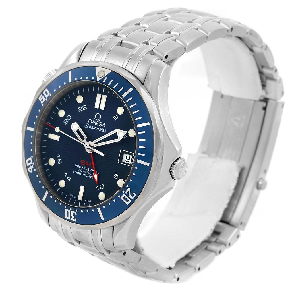 The Omega Seamaster 2535.80.00 Men
s Stainless Steel Blue Dial 2535.80.00 Men
s Stainless Steel Blue Dial watch is shown at a slightly tilted angle, displaying the face, bezel, crown, and part of the metal bracelet.