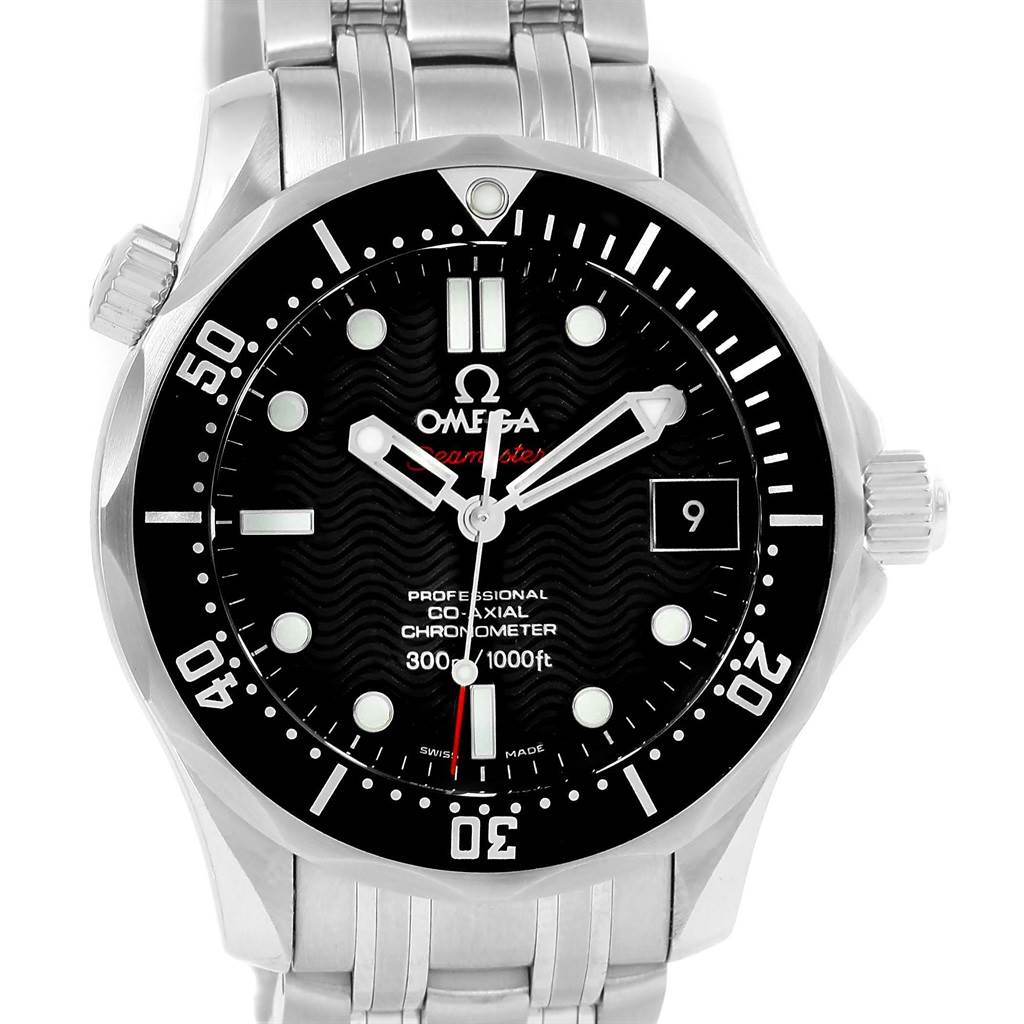 This image shows a front view of the Omega Seamaster 212.30.36.20.01.001 Men
s Stainless Steel Black Dial 212.30.36.20.01.001 Men
s Stainless Steel Black Dial watch, highlighting its dial, bezel, hands, date window, and bracelet.