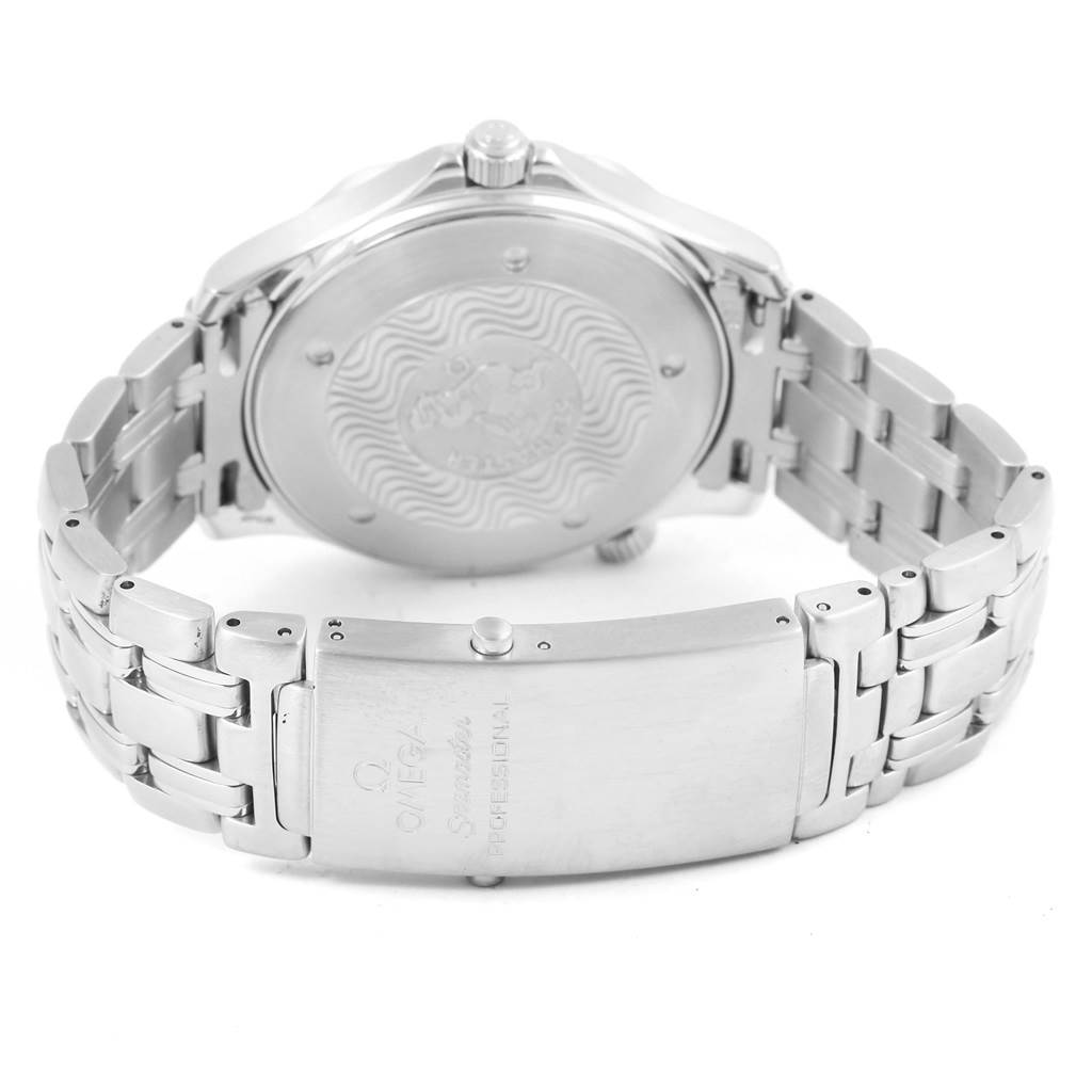 The image shows the back view of the Omega Seamaster 2541.80.00 Men
s Stainless Steel Blue Dial 2541.80.00 Men
s Stainless Steel Blue Dial watch, highlighting the case back and bracelet clasp.