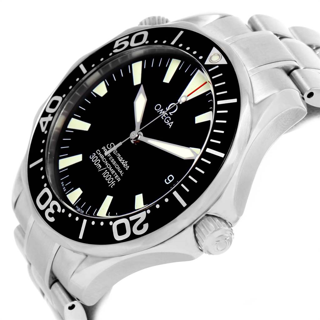 This image shows an angled view of the Omega Seamaster 2254.50.00 Men
s Stainless Steel Black Dial 2254.50.00 Men
s Stainless Steel Black Dial watch, highlighting the face, bezel, and stainless steel bracelet.