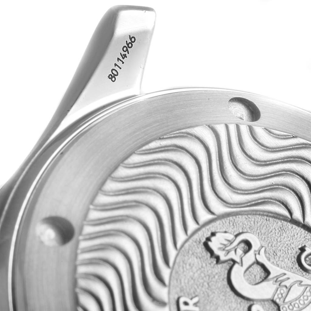 This is a close-up of the Omega Seamaster 2551.80.00 Men
s Stainless Steel Blue Dial 2551.80.00 Men
s Stainless Steel Blue Dial watch
s case back, highlighting the serial number and wavy pattern.