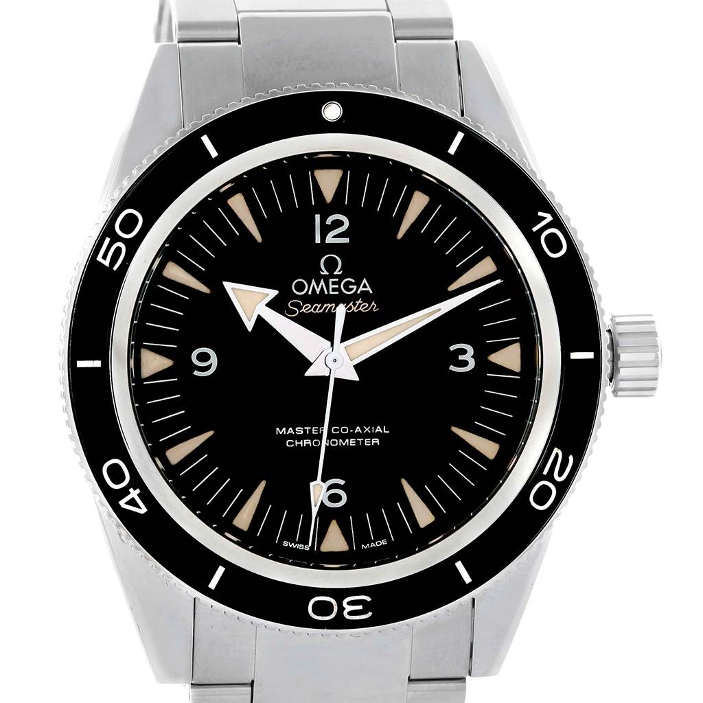 The image shows a front view of an Omega Seamaster 233.30.41.21.01.001 Men
s Stainless Steel Black Dial 233.30.41.21.01.001 Men
s Stainless Steel Black Dial watch, displaying the face, bezel, and part of the bracelet.