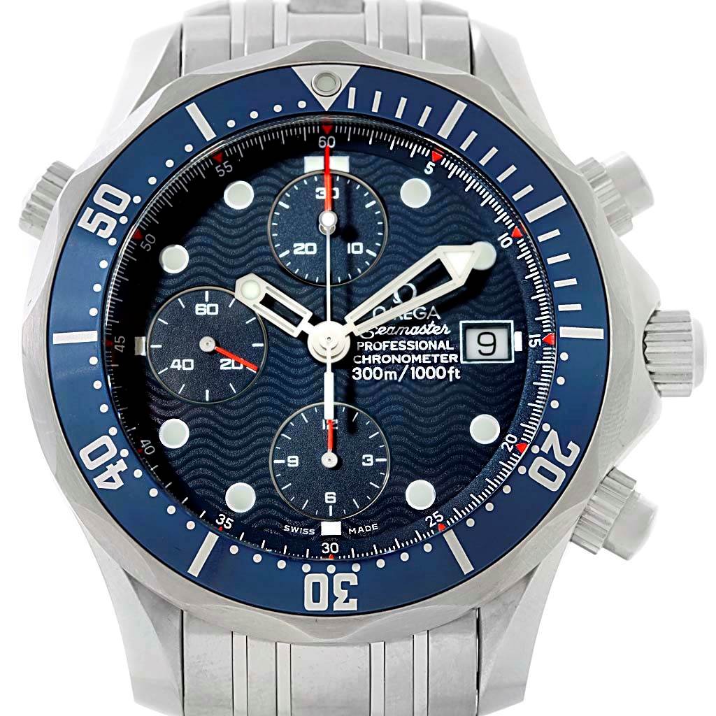 The image shows a front view of an Omega Seamaster 2599.80.00 Men
s Stainless Steel Blue Dial 2599.80.00 Men
s Stainless Steel Blue Dial watch, highlighting its dial, bezel, and crown.