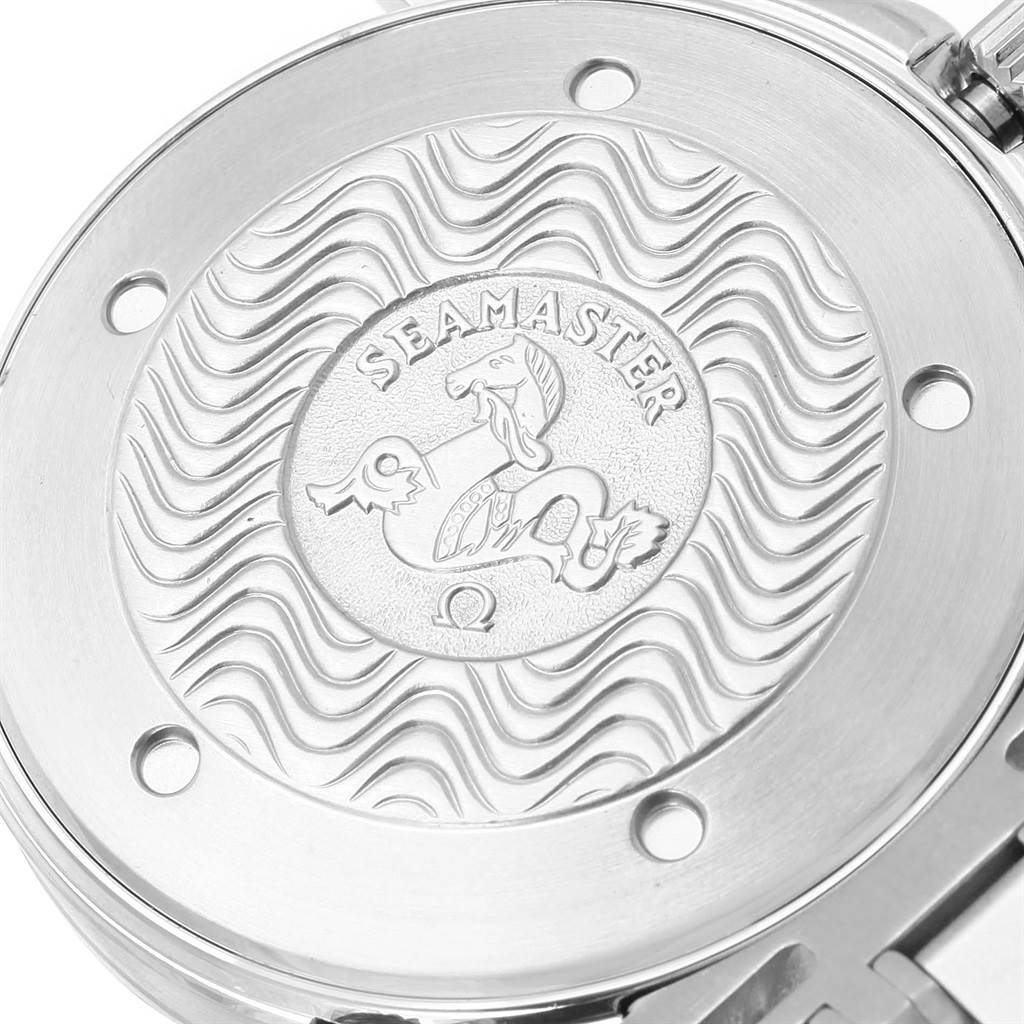 The image shows the back case of an Omega Seamaster 2541.80.00 Men
s Stainless Steel Blue Dial 2541.80.00 Men
s Stainless Steel Blue Dial watch with its signature wave pattern and engraving.