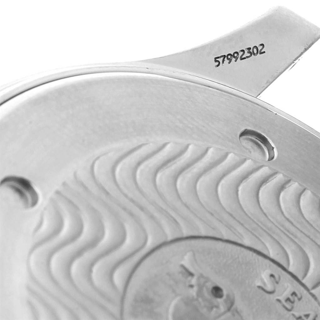 The image shows a close-up angle of the case back and serial number of an Omega Seamaster 2541.80.00 Men
s Stainless Steel Blue Dial 2541.80.00 Men
s Stainless Steel Blue Dial watch.