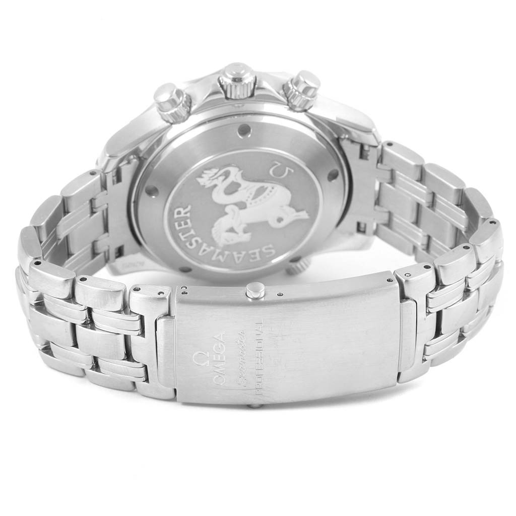 The image shows the back case and bracelet of the Omega Seamaster 2599.80.00 Men
s Stainless Steel Blue Dial 2599.80.00 Men
s Stainless Steel Blue Dial watch, highlighting the engraved details on the case back and clasp.