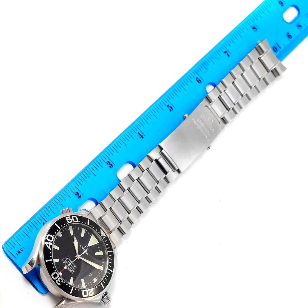 The image shows an Omega Seamaster 2254.50.00 Men
s Stainless Steel Black Dial 2254.50.00 Men
s Stainless Steel Black Dial watch, from an overhead angle, highlighting the watch face, bezel, strap, and clasp.